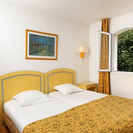 Sowell Residences Les Mazets 2*